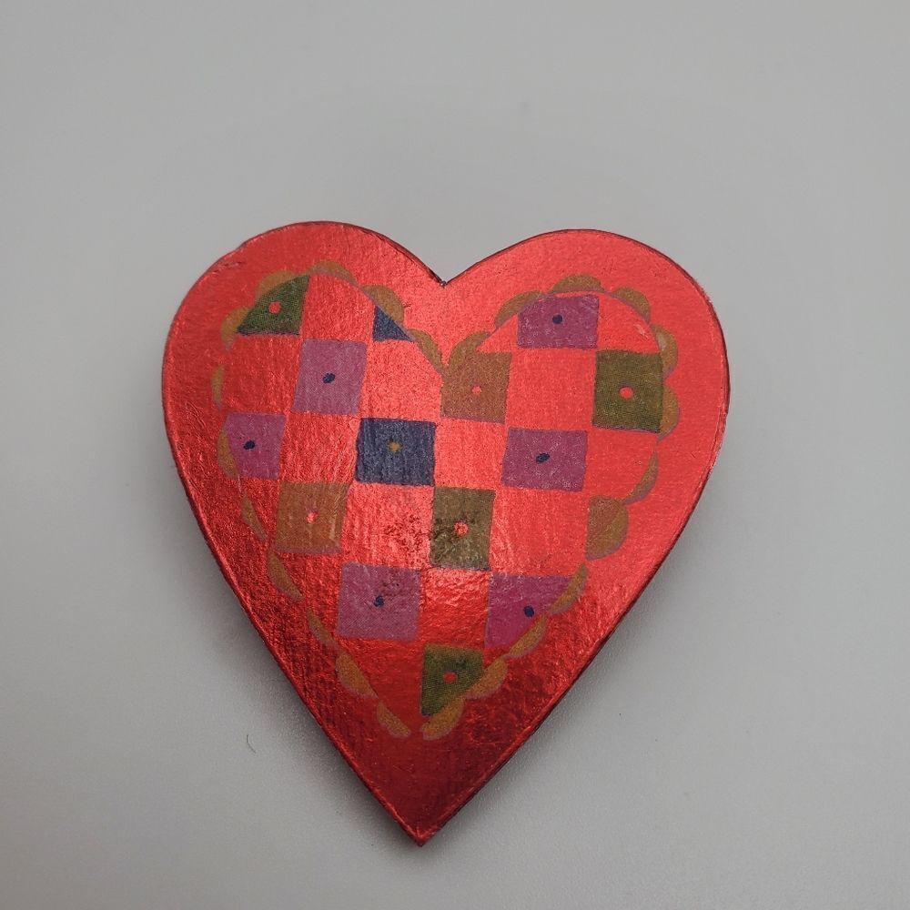 Wooden grannycore red heart brooch vintage jewelry pin